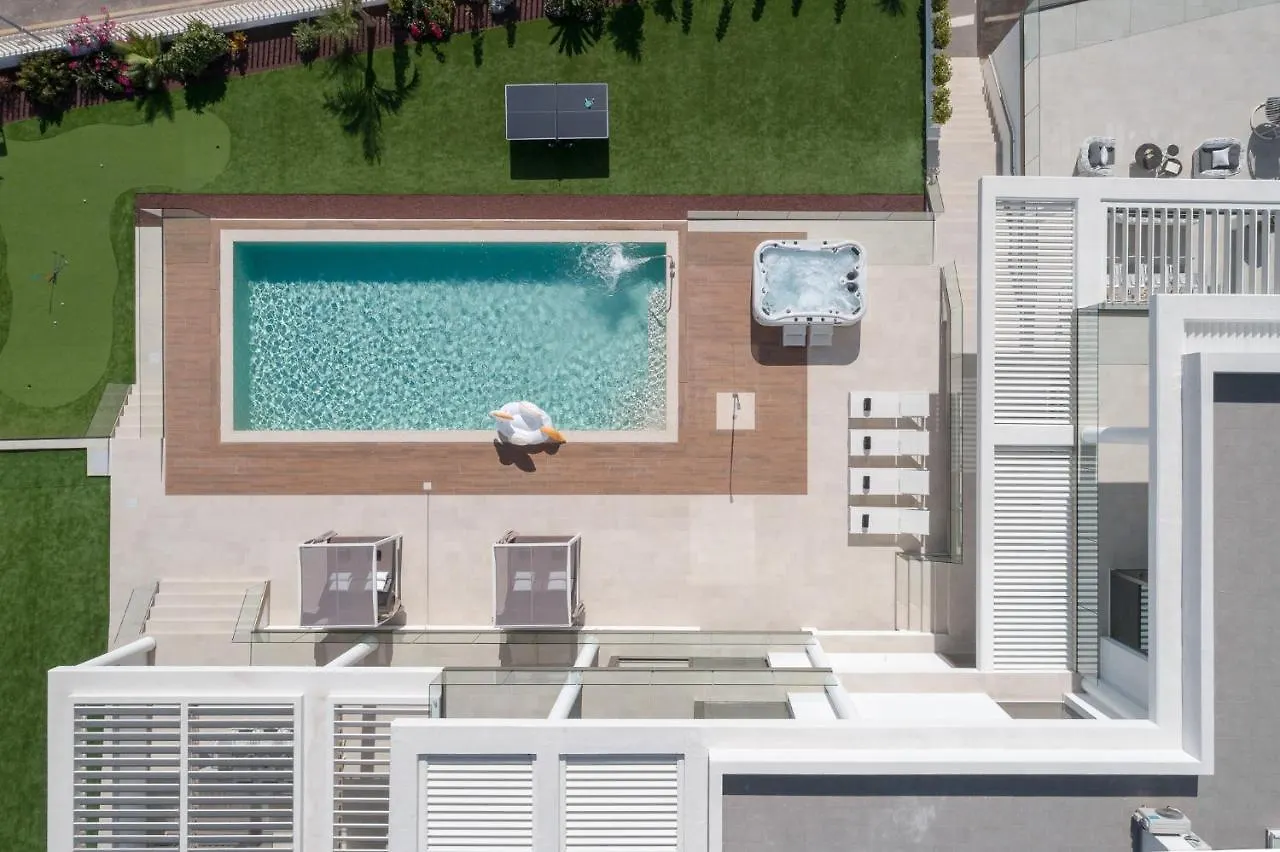 Karat Royal White Villa Costa Adeje