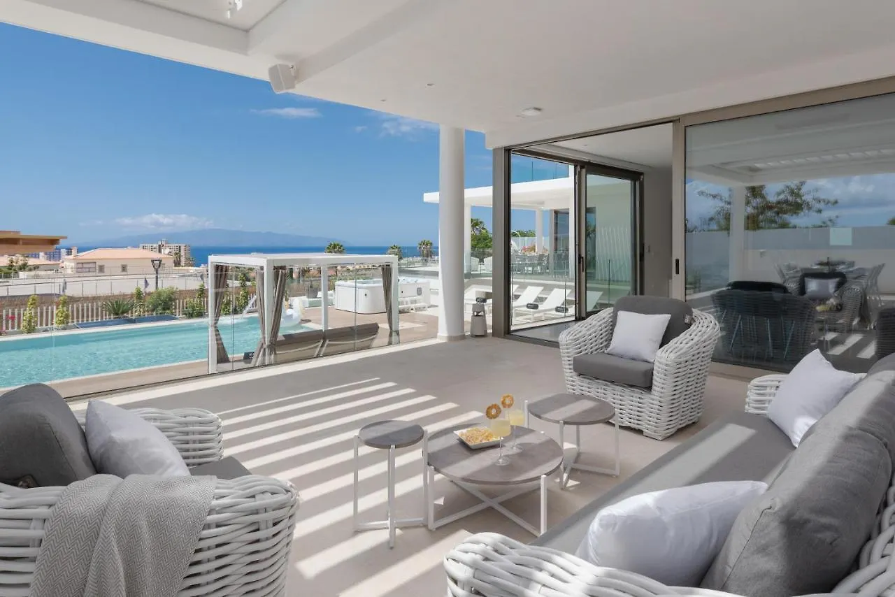 Karat Royal White Villa Costa Adeje